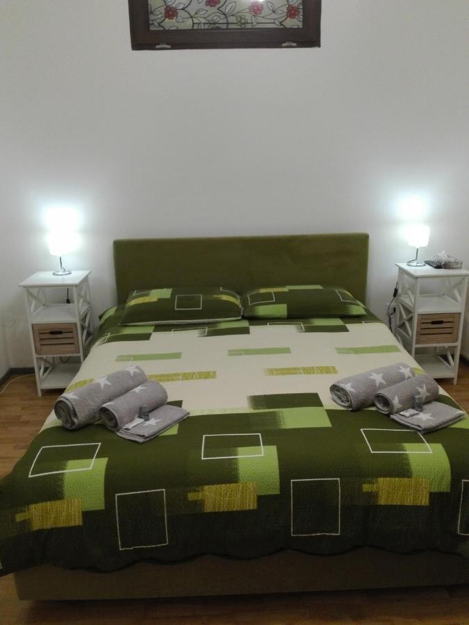 Girasole Grazioli 47 Bed & Breakfast เตรนโต ภายนอก รูปภาพ
