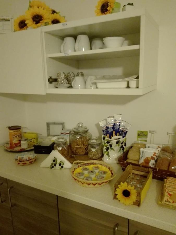 Girasole Grazioli 47 Bed & Breakfast เตรนโต ภายนอก รูปภาพ