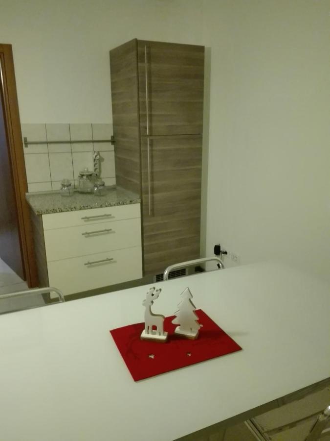 Girasole Grazioli 47 Bed & Breakfast เตรนโต ภายนอก รูปภาพ