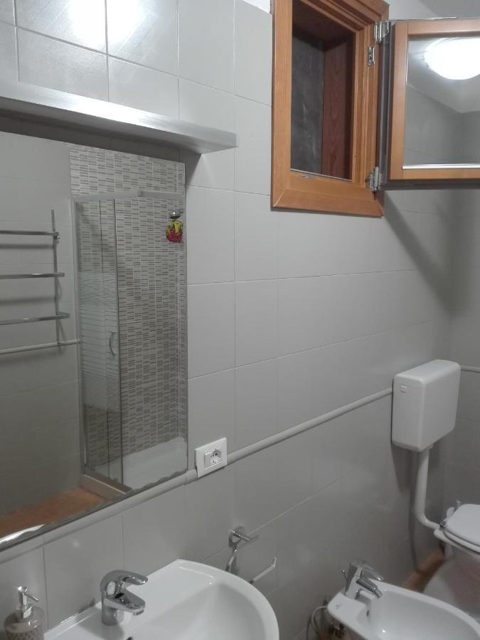 Girasole Grazioli 47 Bed & Breakfast เตรนโต ภายนอก รูปภาพ